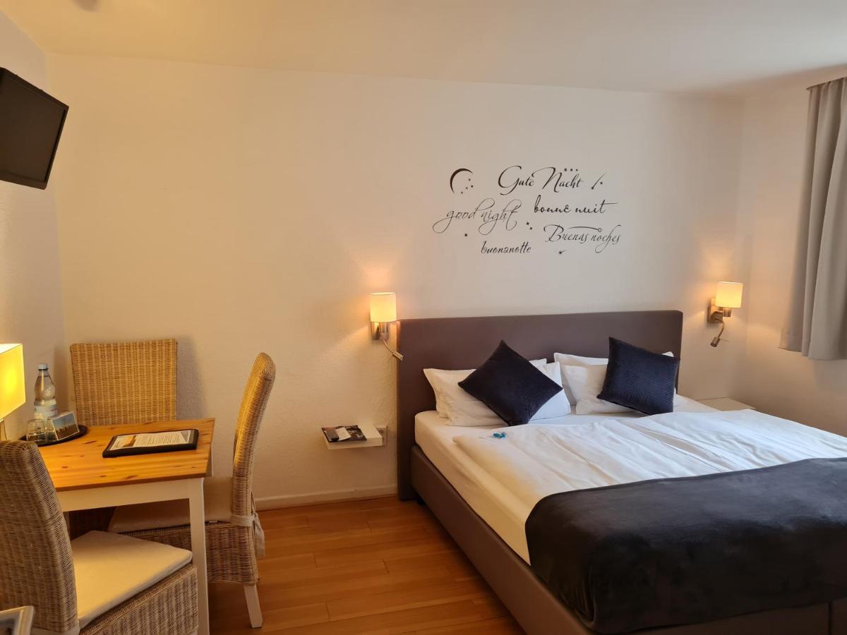Hotel Herrenhof Lubeck Exterior photo